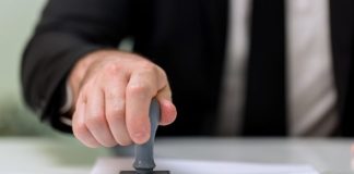 Numéro SIRET sur un tampon : est-ce obligatoire ? découvrez si le siret est un tampon obligatoire pour votre entreprise et quelles sont les implications légales. informez-vous sur les exigences administratives liées à l'utilisation du siret dans vos documents officiels.