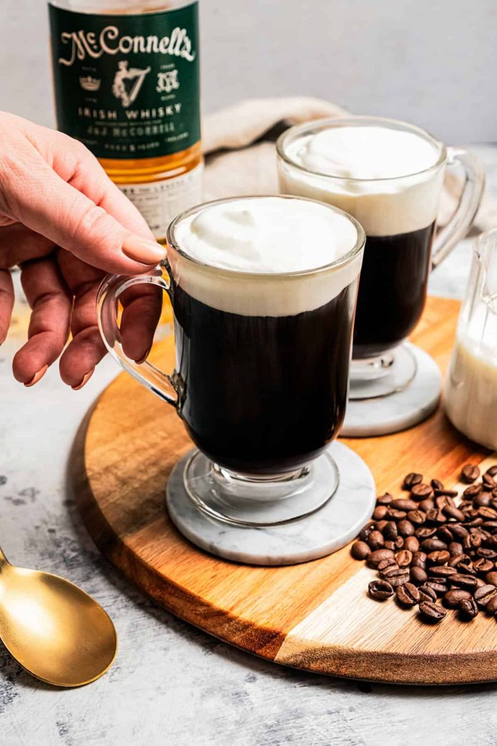whisky pour irish coffee découvrez les meilleurs whiskies pour préparer un délicieux irish coffee. apprenez à marier les saveurs riches du whisky avec le café et la crème pour une expérience inoubliable.