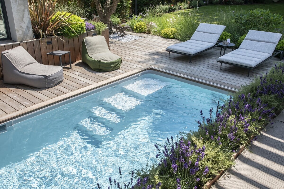 découvrez nos services de nivellement de terrain pour piscine, garantissant une installation parfaite et sécurisée de votre espace aquatique. profitez d'un sol bien préparé pour une piscine esthétique et fonctionnelle.