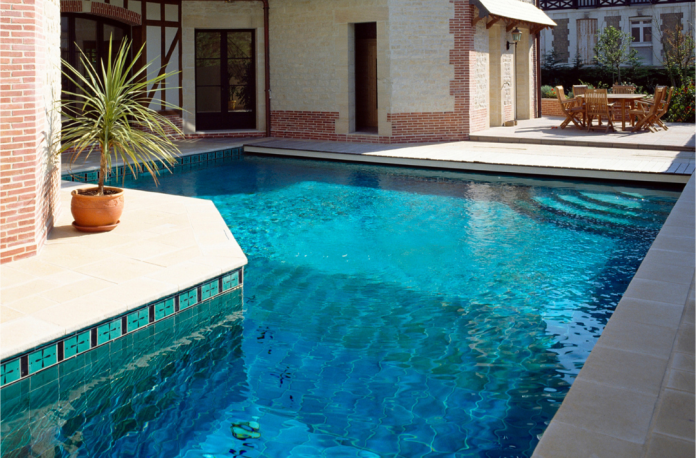 temps séchage carrelage piscine découvrez tout ce qu'il faut savoir sur le temps de séchage du carrelage pour piscine. obtenez des conseils pratiques pour garantir une installation réussie et durable, ainsi que des informations sur les facteurs influençant le séchage. assurez-vous que votre piscine est prête à accueillir des moments de détente en toute sécurité.