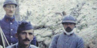 découvrez l'univers captivant de notre roman inspiré d'un carnet de guerre, où les récits de bravoure et de résilience se mêlent à des émotions profondes. plongez dans une histoire poignante qui rend hommage aux héros d'hier et éclaire les luttes d'aujourd'hui.