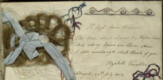 découvrez l'univers captivant de 'the scrapbook', un voyage à travers la créativité et l'authenticité. plongez dans des récits personnels, des souvenirs précieux et des inspirations artistiques qui transformeront vos idées en un véritable chef-d'œuvre.