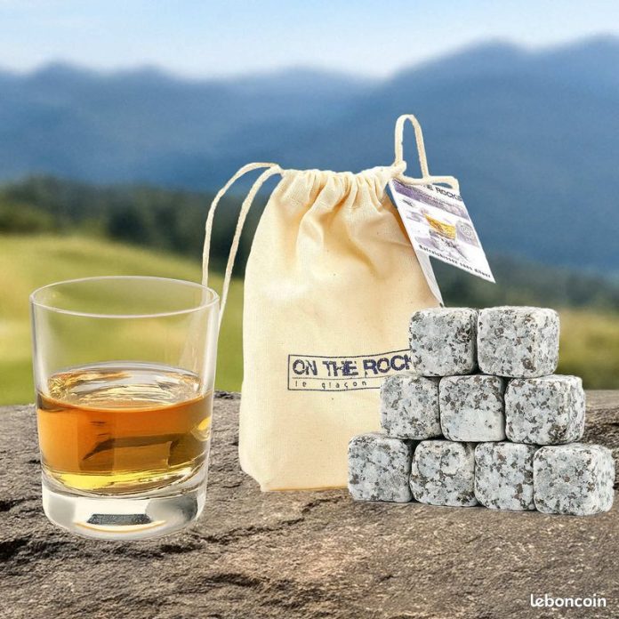 glaçon whisky découvrez l'art de la dégustation avec nos glaçons spécialement conçus pour le whisky. idéaux pour préserver la richesse des arômes tout en rafraîchissant votre verre, ces glaçons ajoutent une touche d'élégance à chaque gorgée. parfaits pour les amateurs et les connaisseurs.