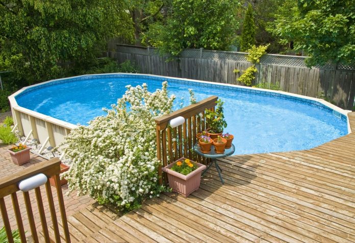 habillage piscine découvrez nos solutions d'habillage de piscine, alliant esthétique et fonctionnalité. transformez votre espace extérieur avec des options sur mesure pour protéger et embellir votre piscine. idéal pour profiter de votre jardin tout en préservant la qualité de l'eau.