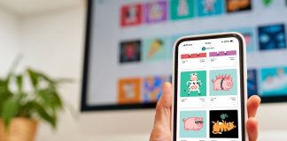 découvrez comment les collectionneurs riches donnent vie aux nfts, transformant l'art numérique en une expérience vivante et précieuse.