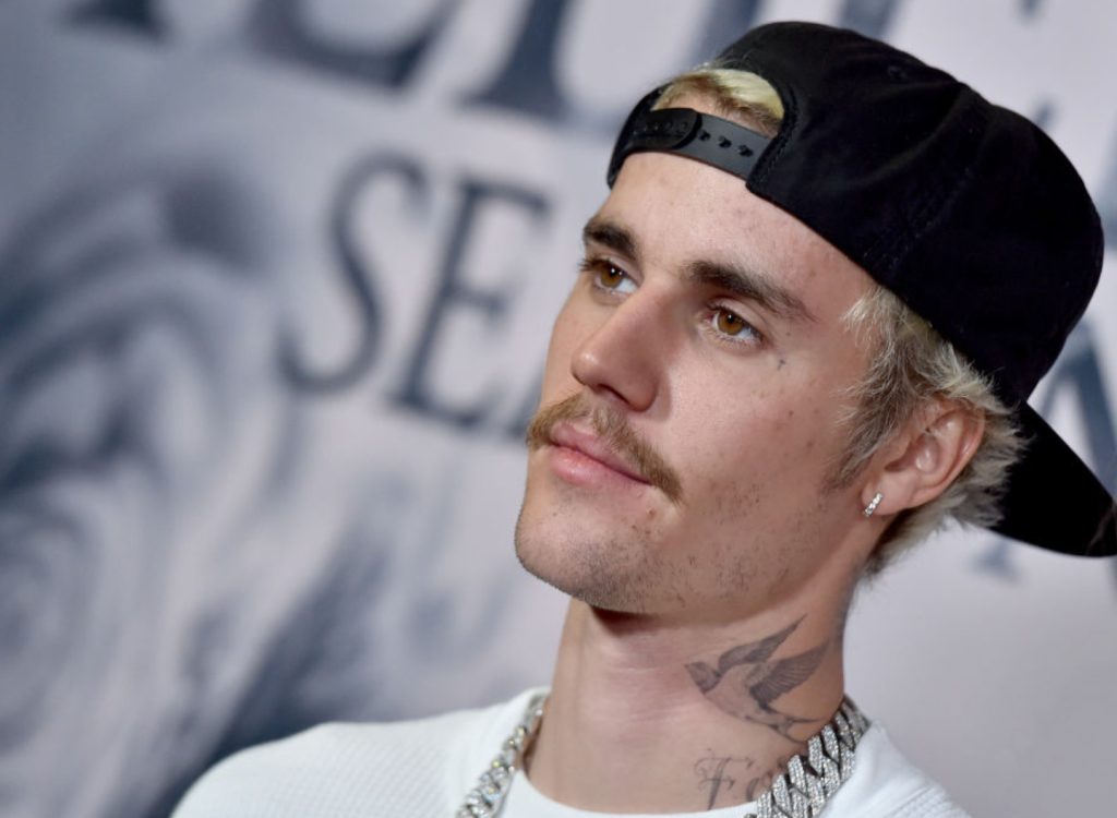 découvrez comment justin bieber a subi une perte sur son nft bored ape et les implications de cette chute dans le marché des cryptomonnaies.